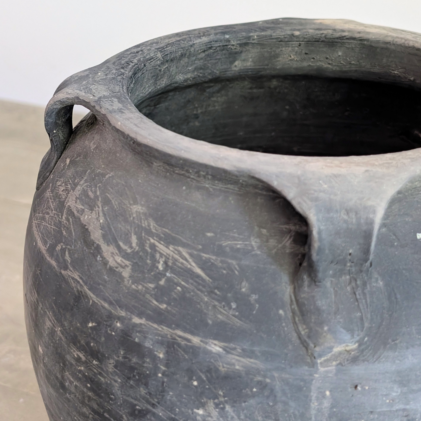 Medium Primitive Pot 1