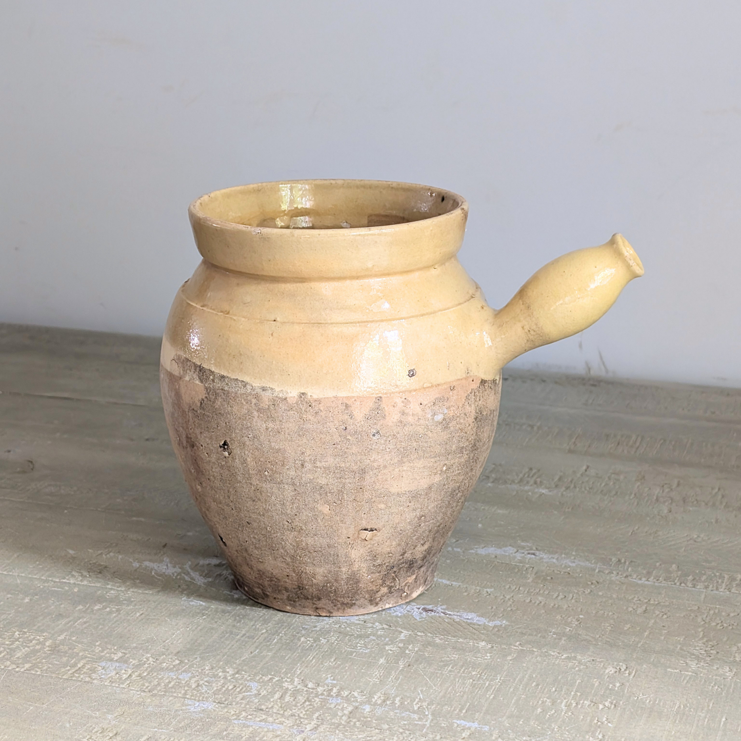 Small Yellow Spouty Pot
