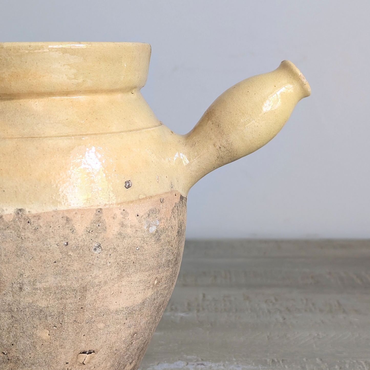 Small Yellow Spouty Pot