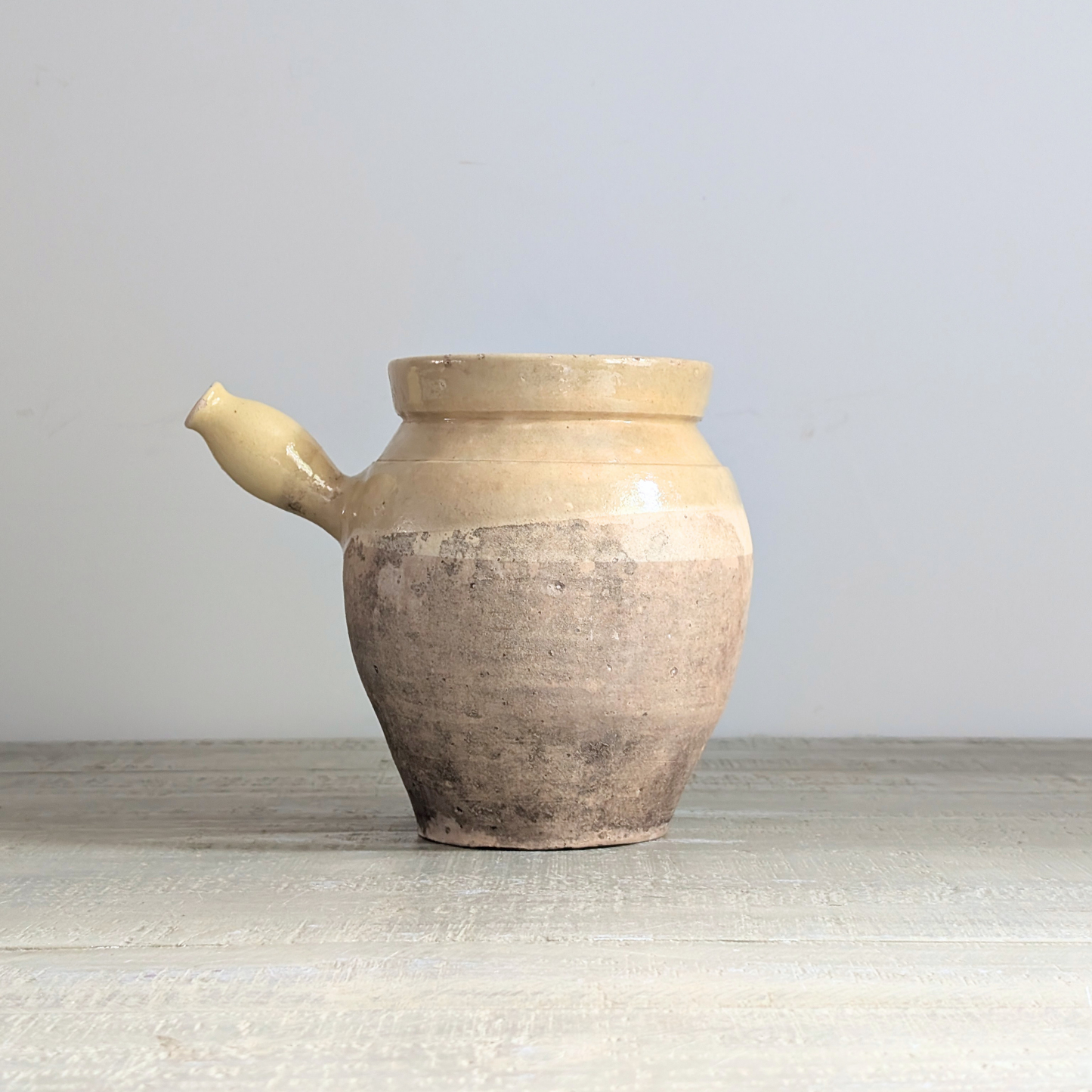 Small Yellow Spouty Pot