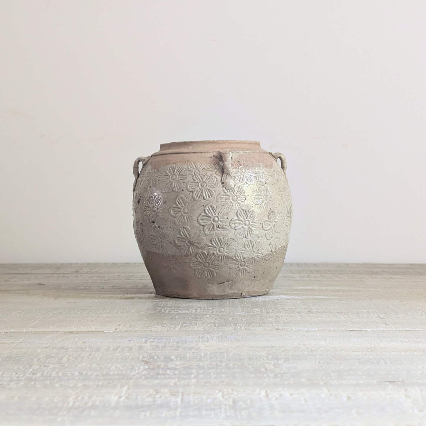 Small Yunnan Pot 1