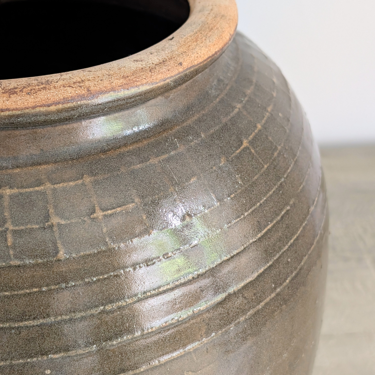 XL Chinese Brown Pot