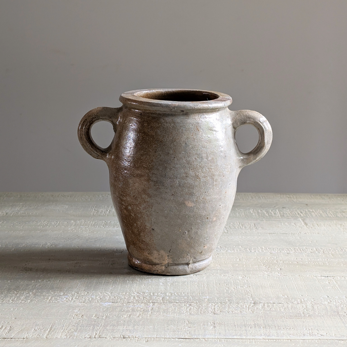 Medium Grey Double Handled French Pot