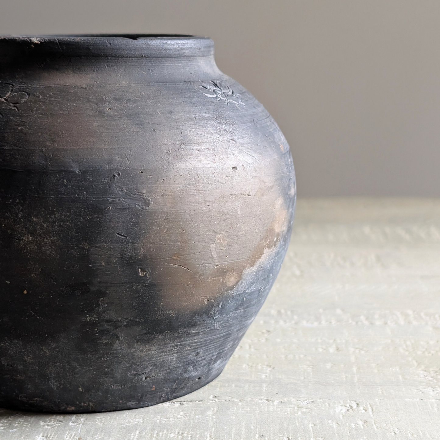 Small Charcoal Pot 1