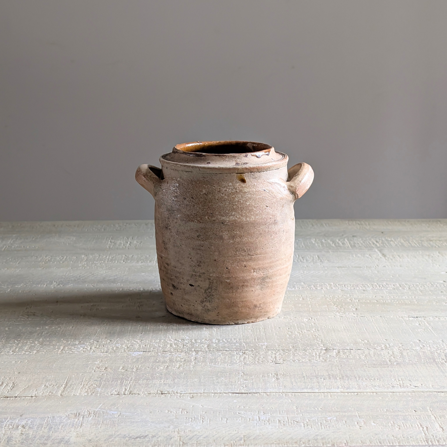 Small Neutral French Pot