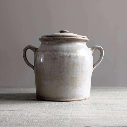 Large Loop Eared Confit Pot 2