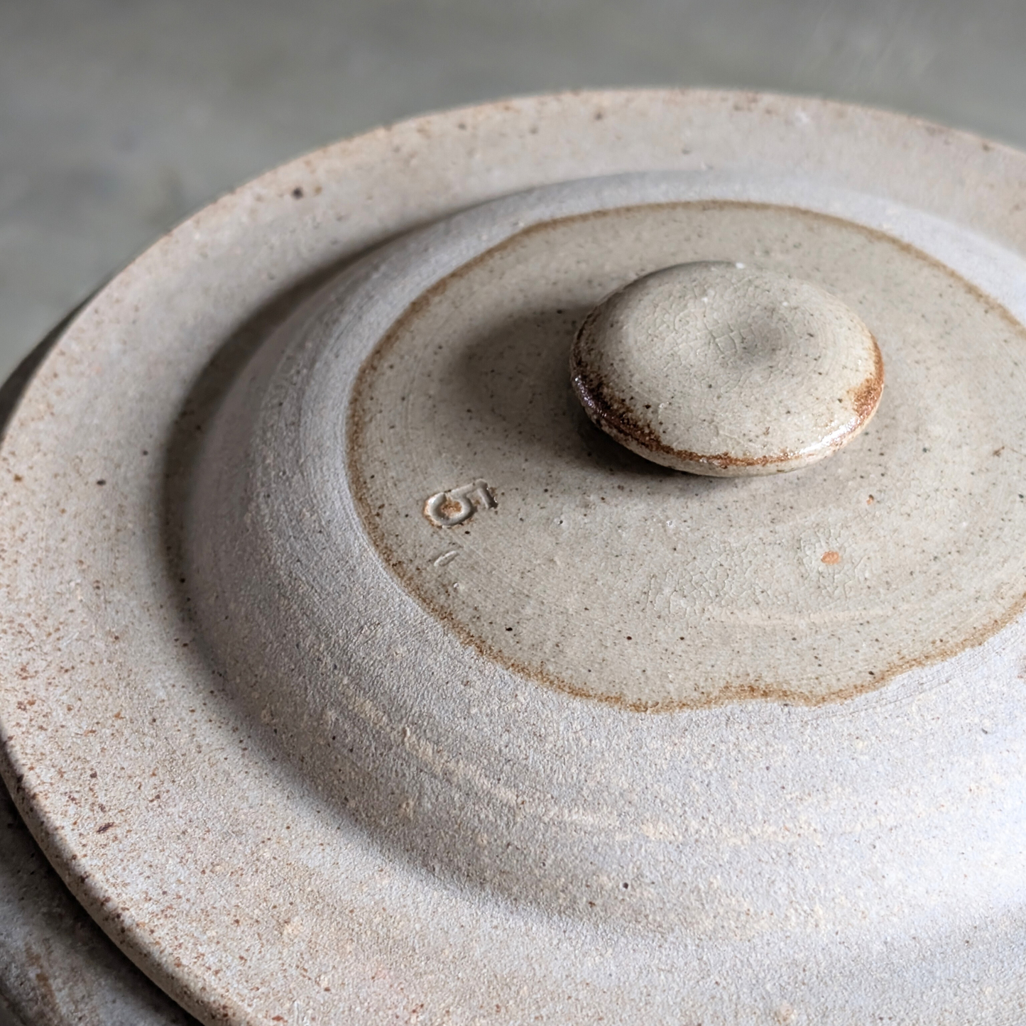 Large Loop Eared Confit Pot 2