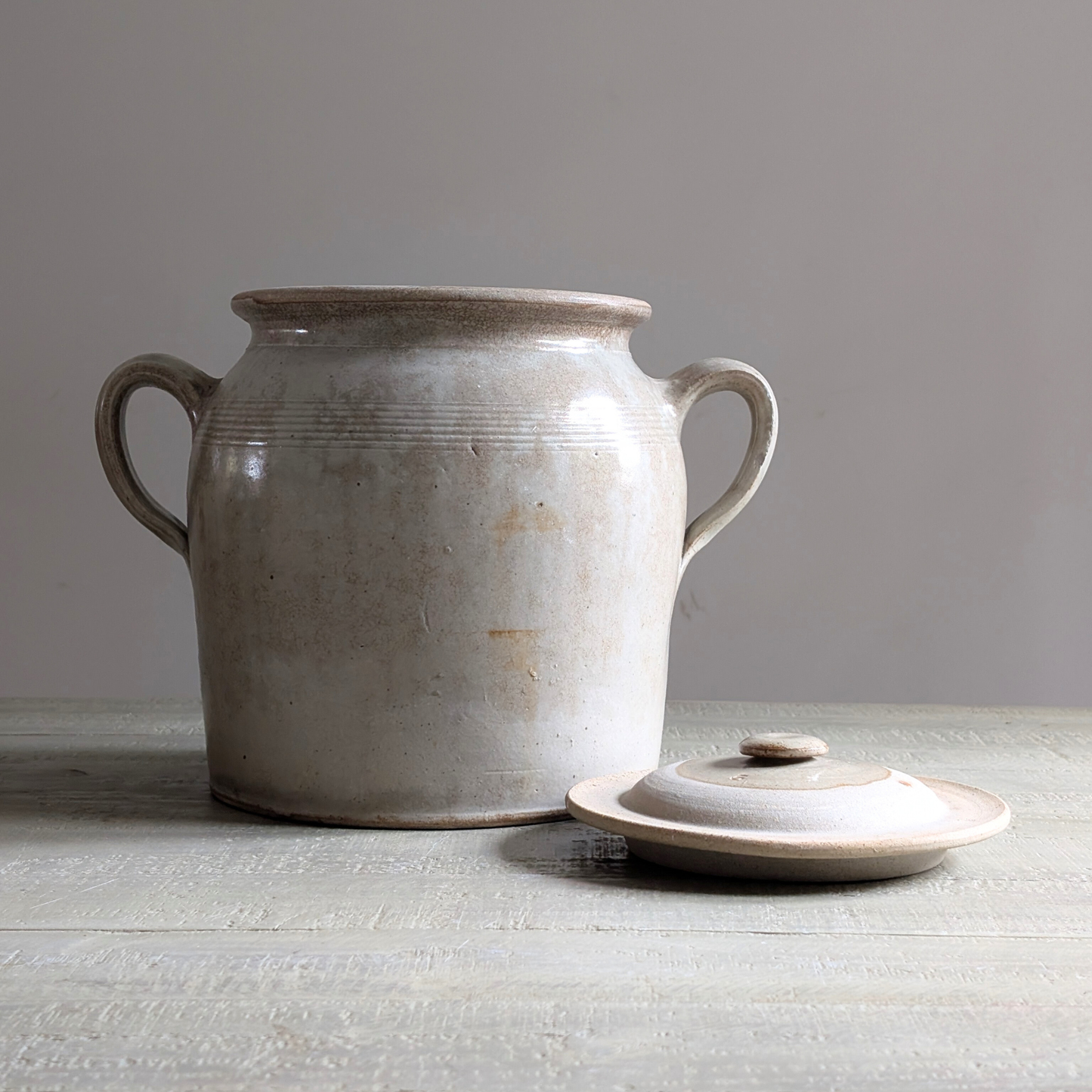 Large Loop Eared Confit Pot 2