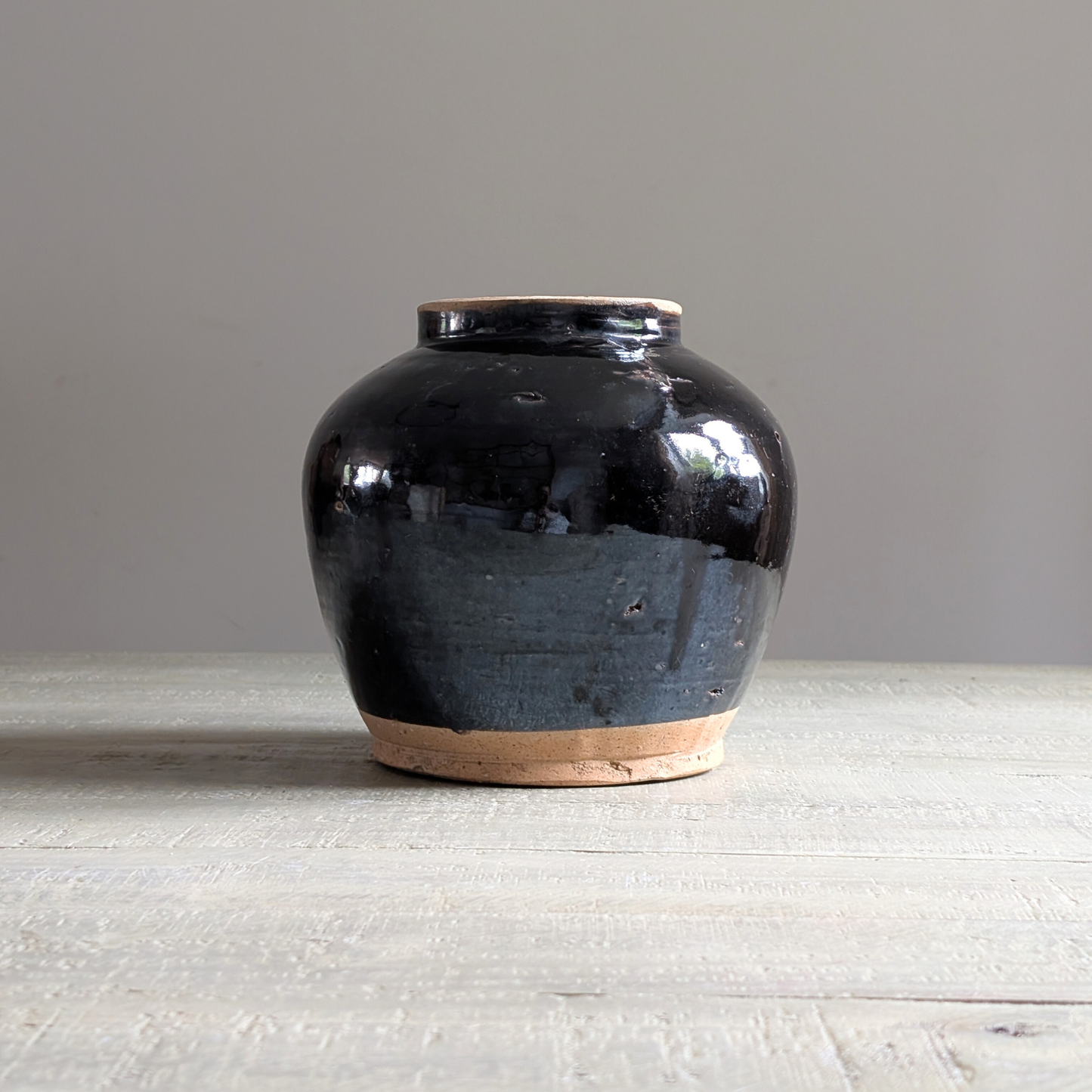 Medium Black Chinese Pot