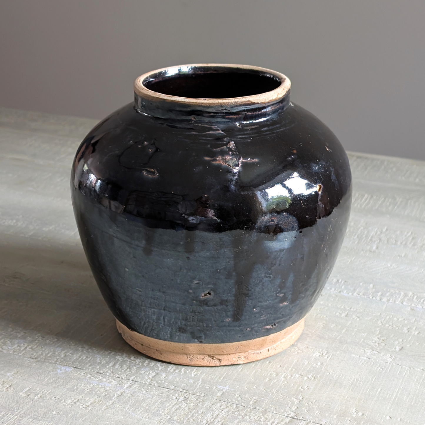 Medium Black Chinese Pot