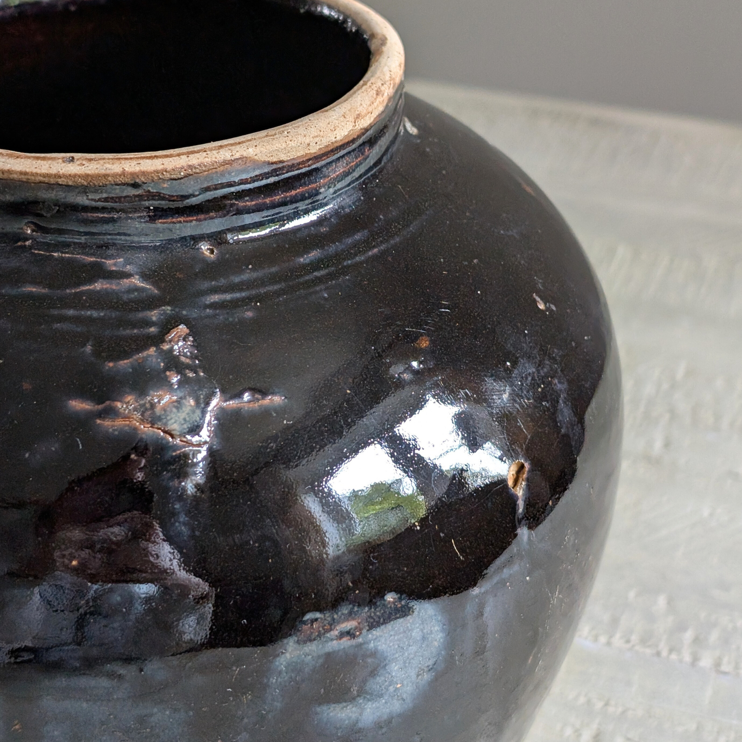 Medium Black Chinese Pot