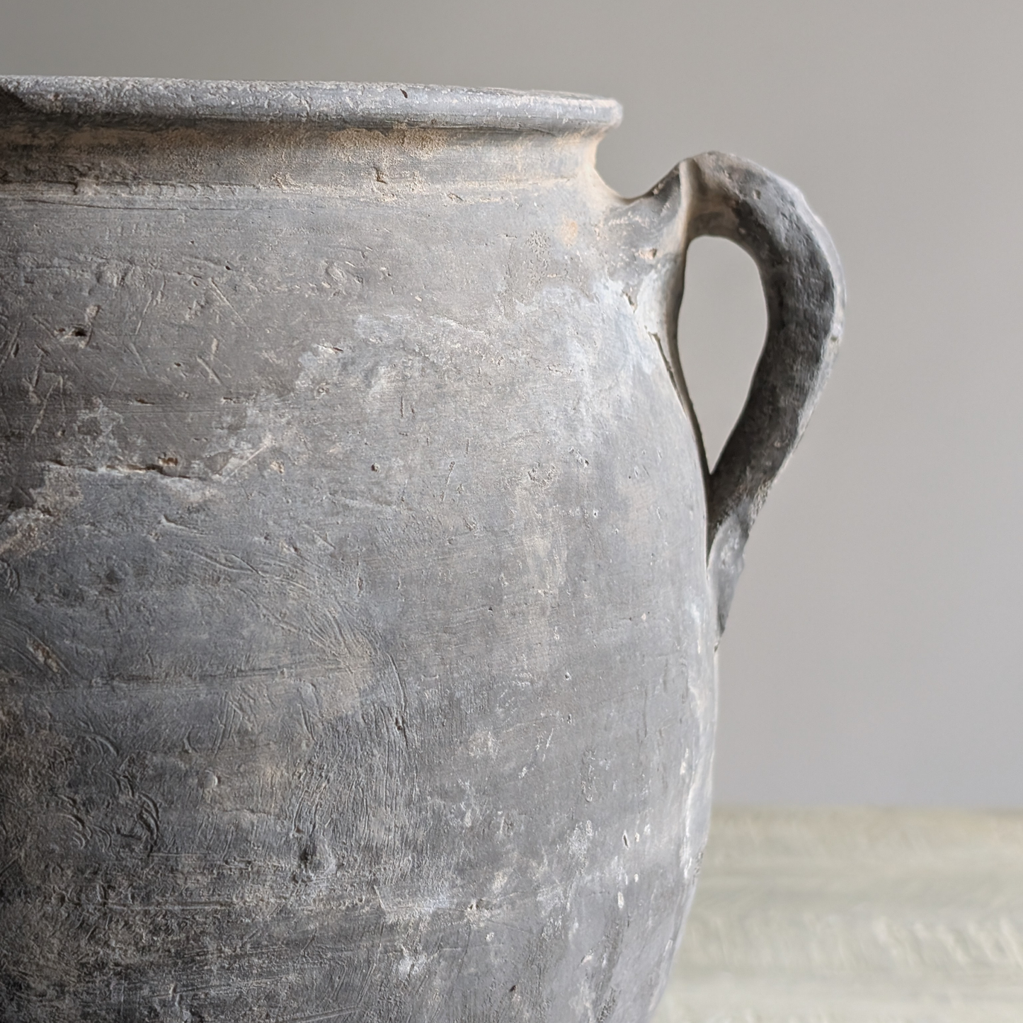 Large Grey Pot 1
