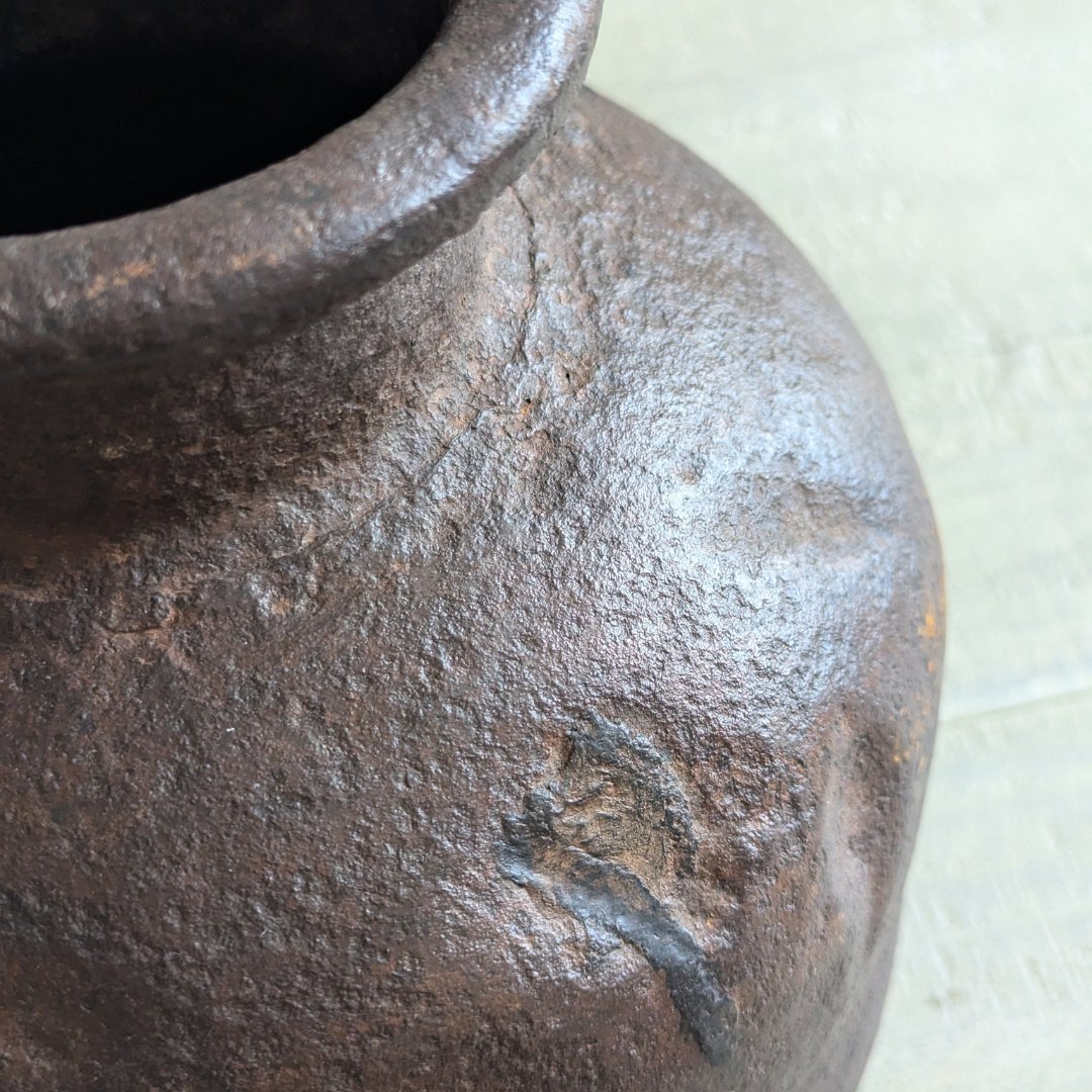 Cast Iron Water Pot - Maker Home