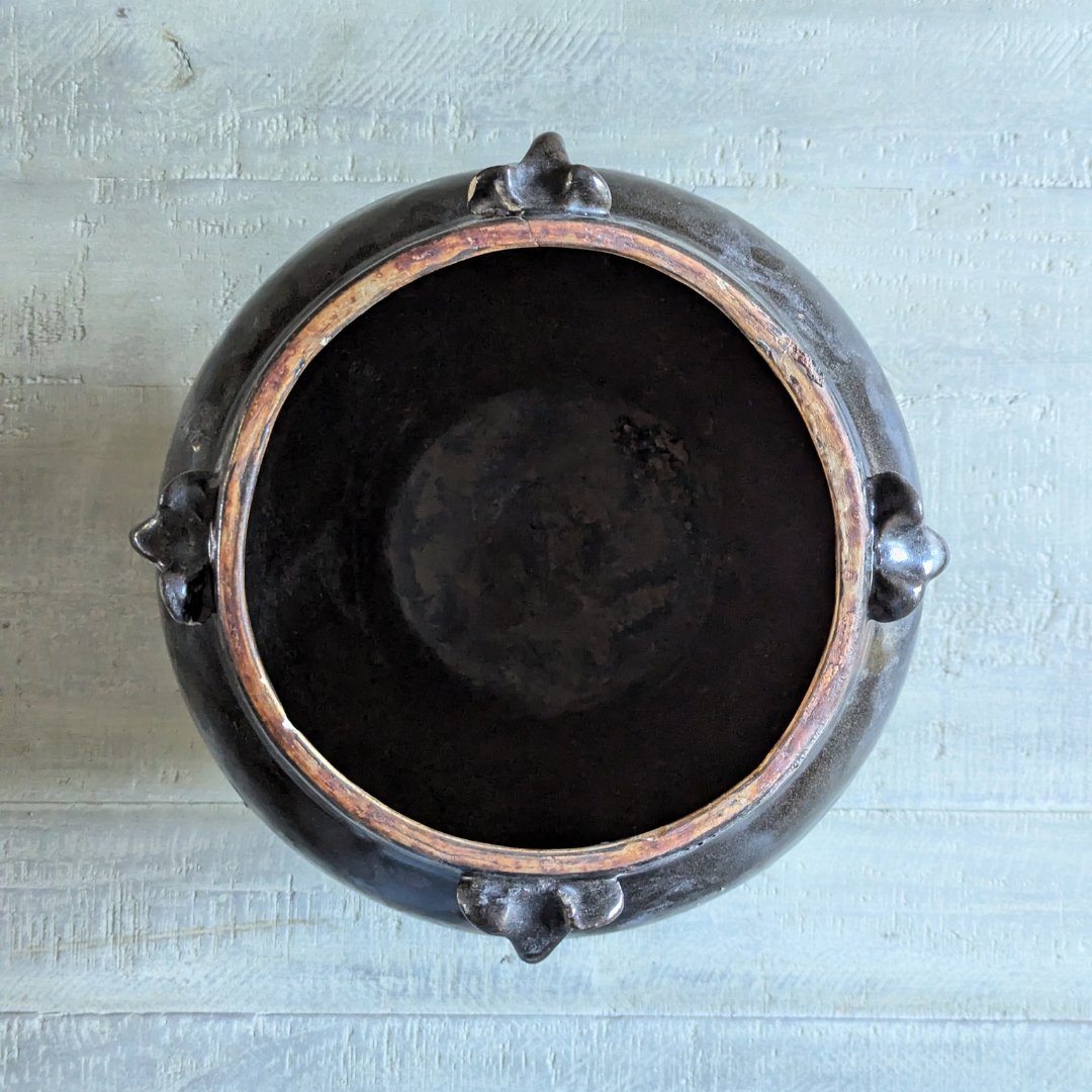 Chinese Black Glazed Pot - Maker Home