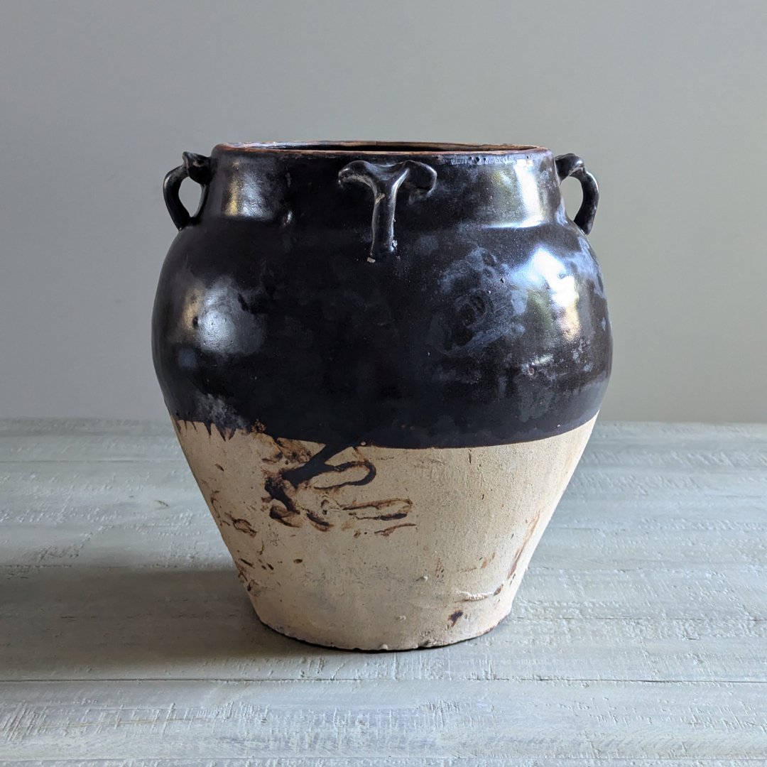 Chinese Black Glazed Pot - Maker Home