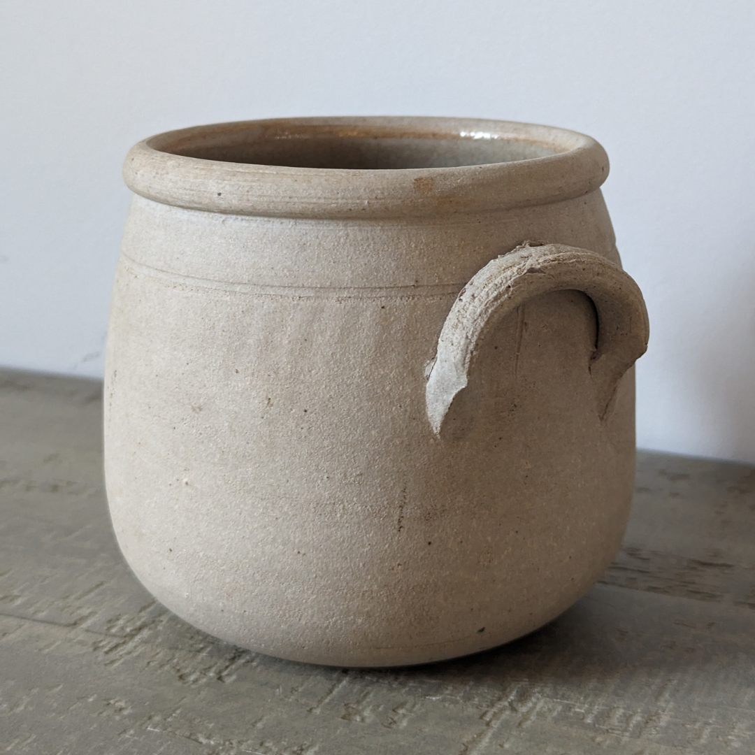 Small Handled Pot